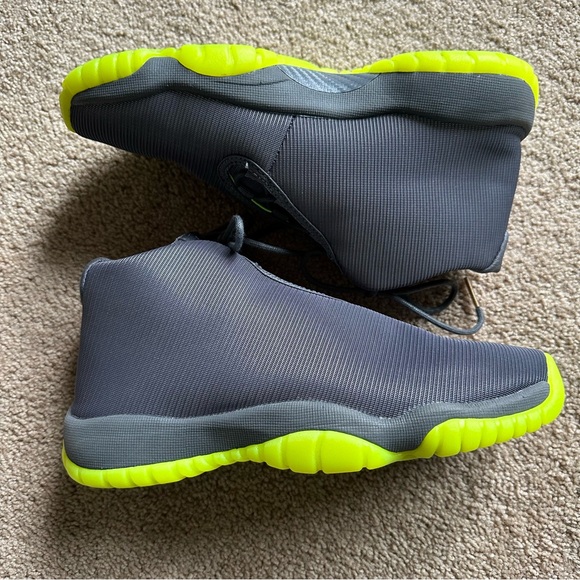 NIKE AIR JORDAN FUTURE DARK GREY - Picture 3 of 8